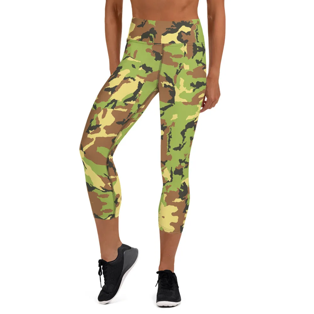 Green Camo Yoga Capri Leggings, Camouflage Military Print Capris Tights-Made in USA/EU