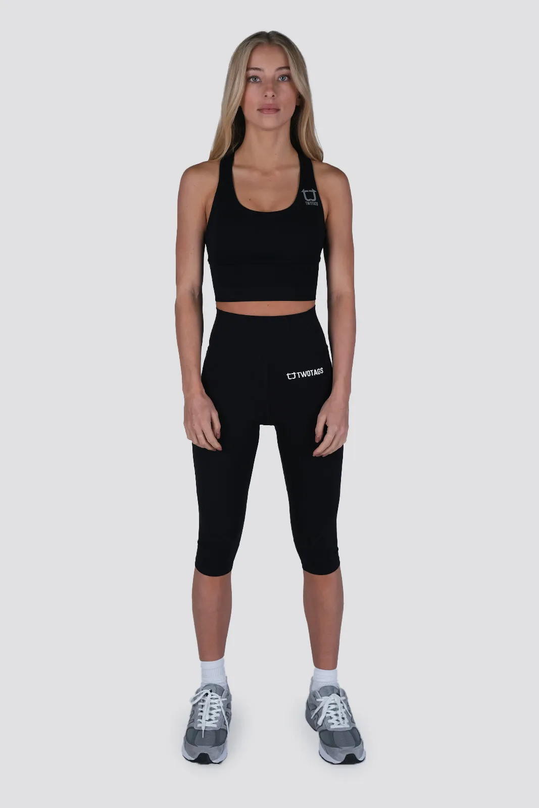 Impel Capri Highwaisted Leggings - Black