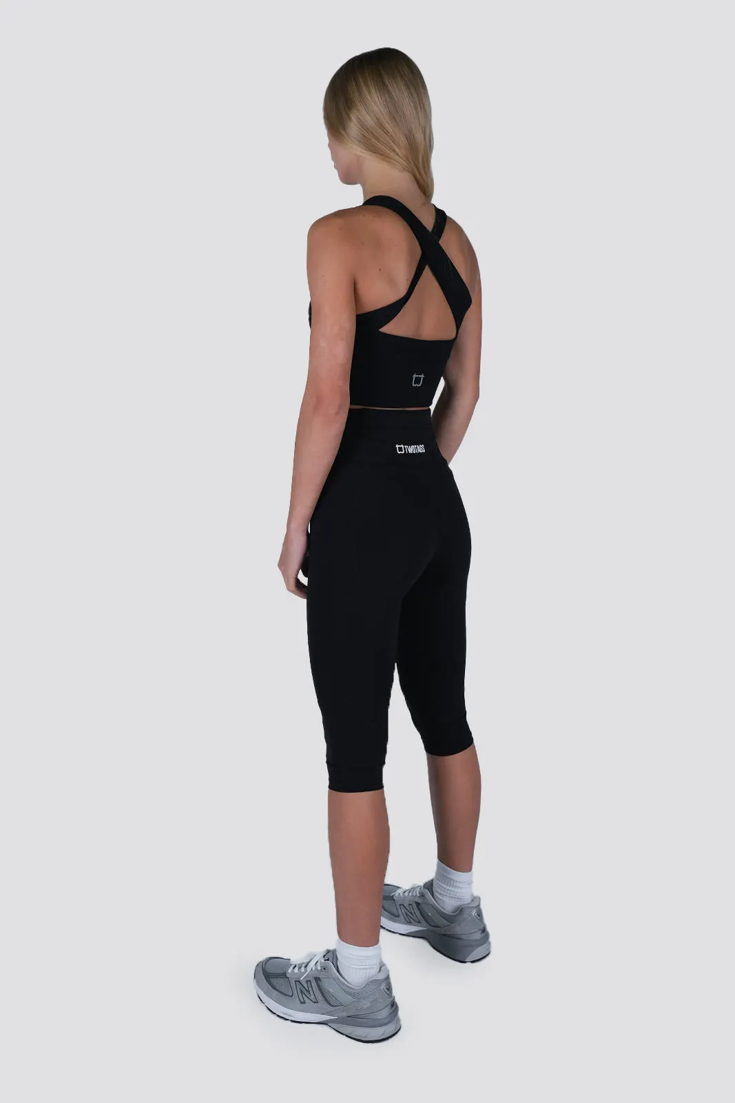 Impel Capri Highwaisted Leggings - Black