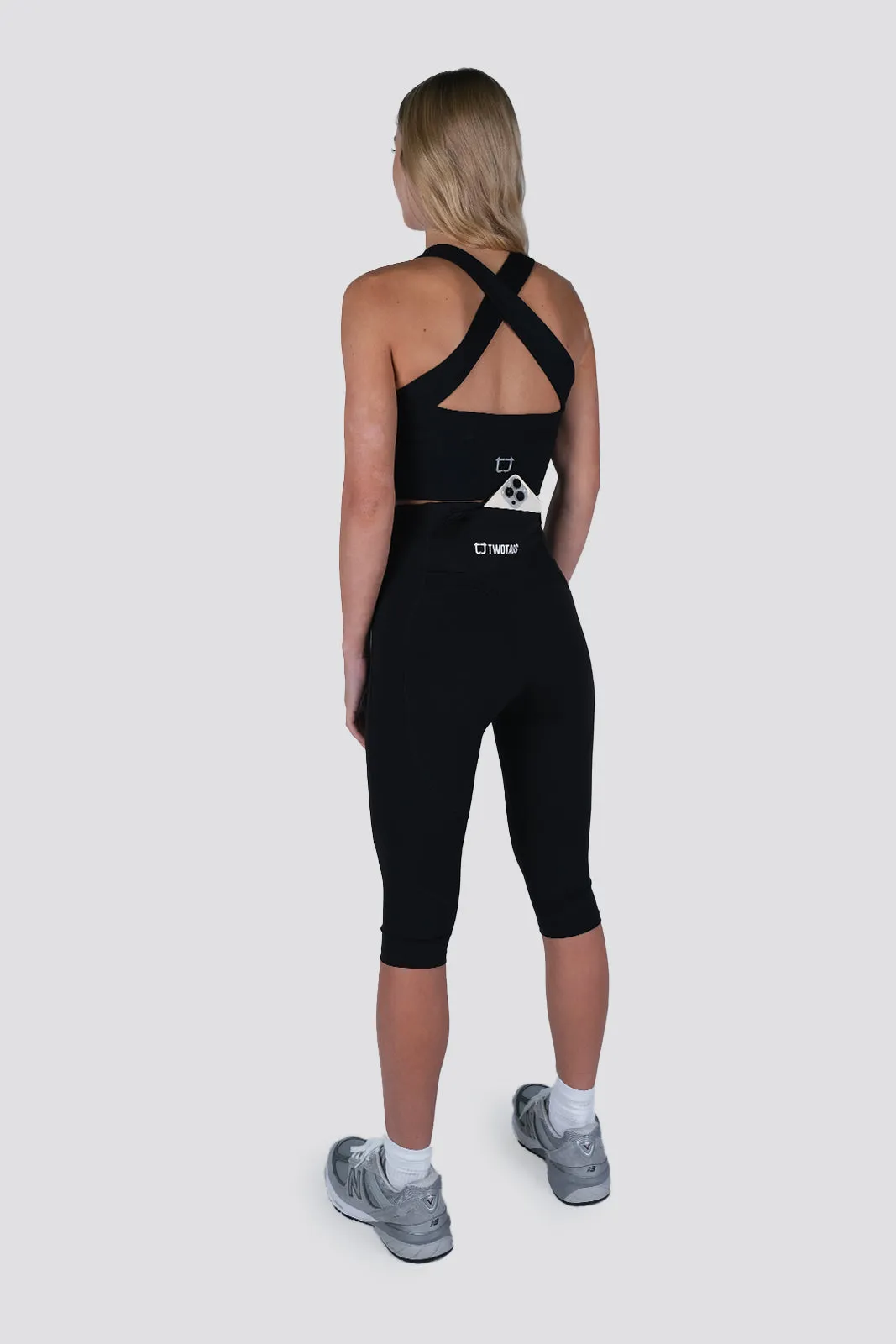 Impel Capri Highwaisted Leggings - Black