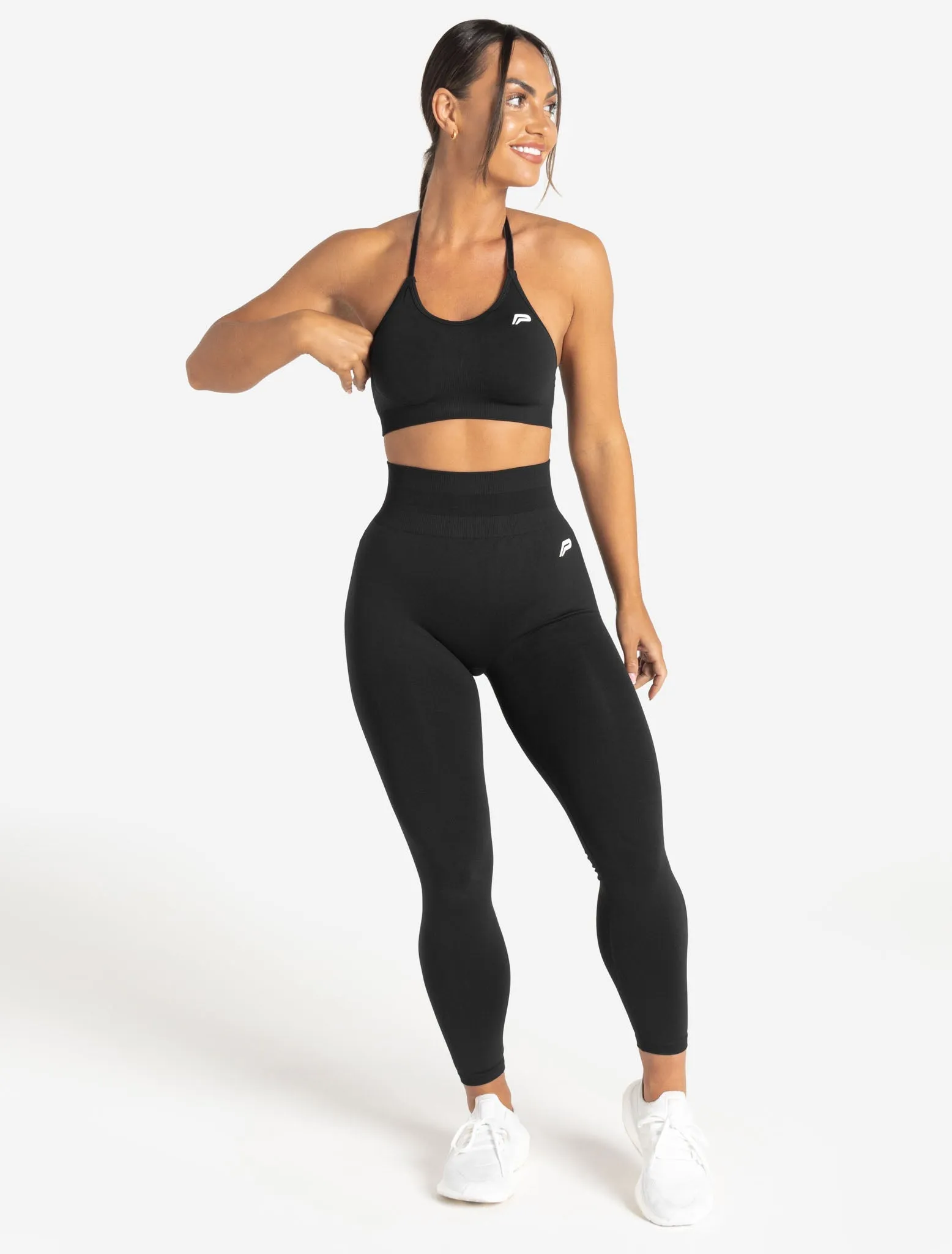 Scrunch Seamless Sports Bra - Black