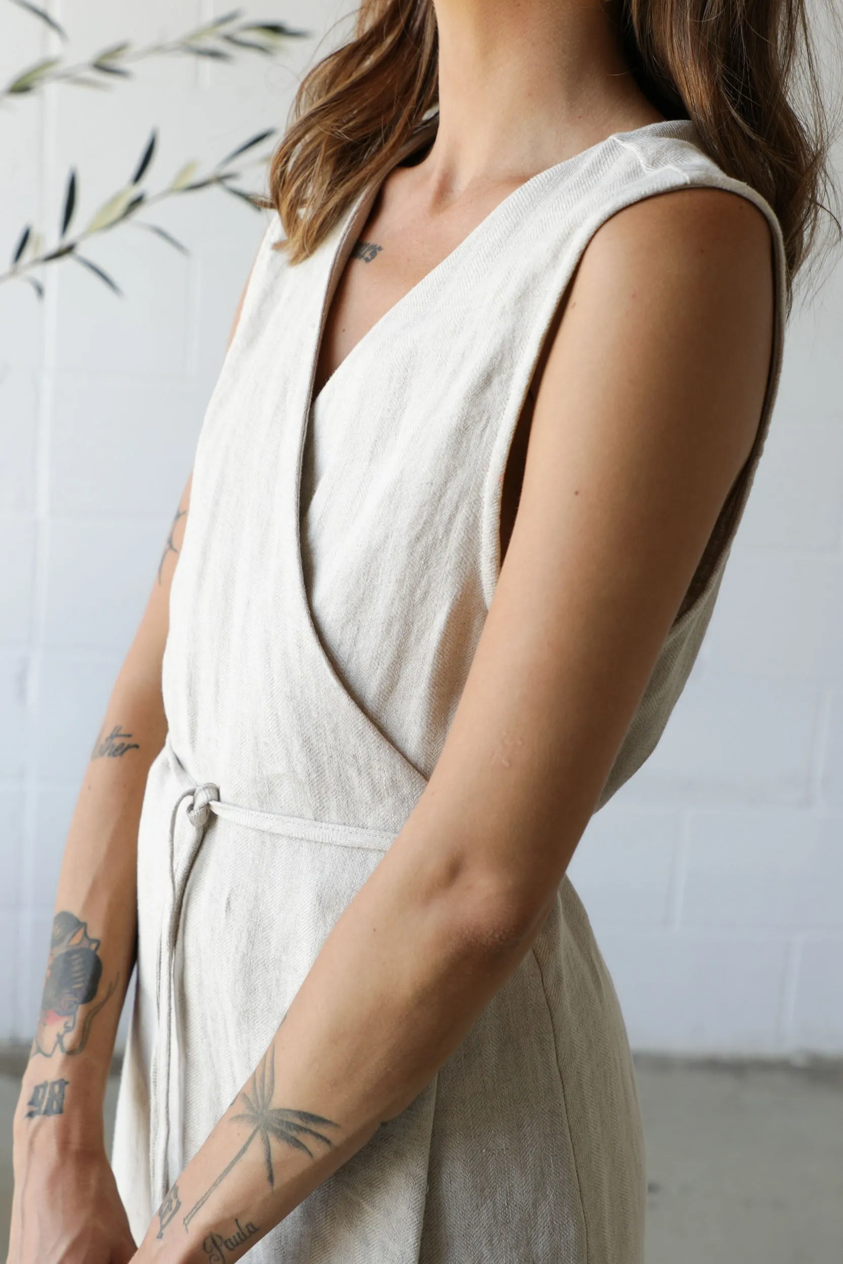 SOUTHSIDE LINEN WRAP DRESS