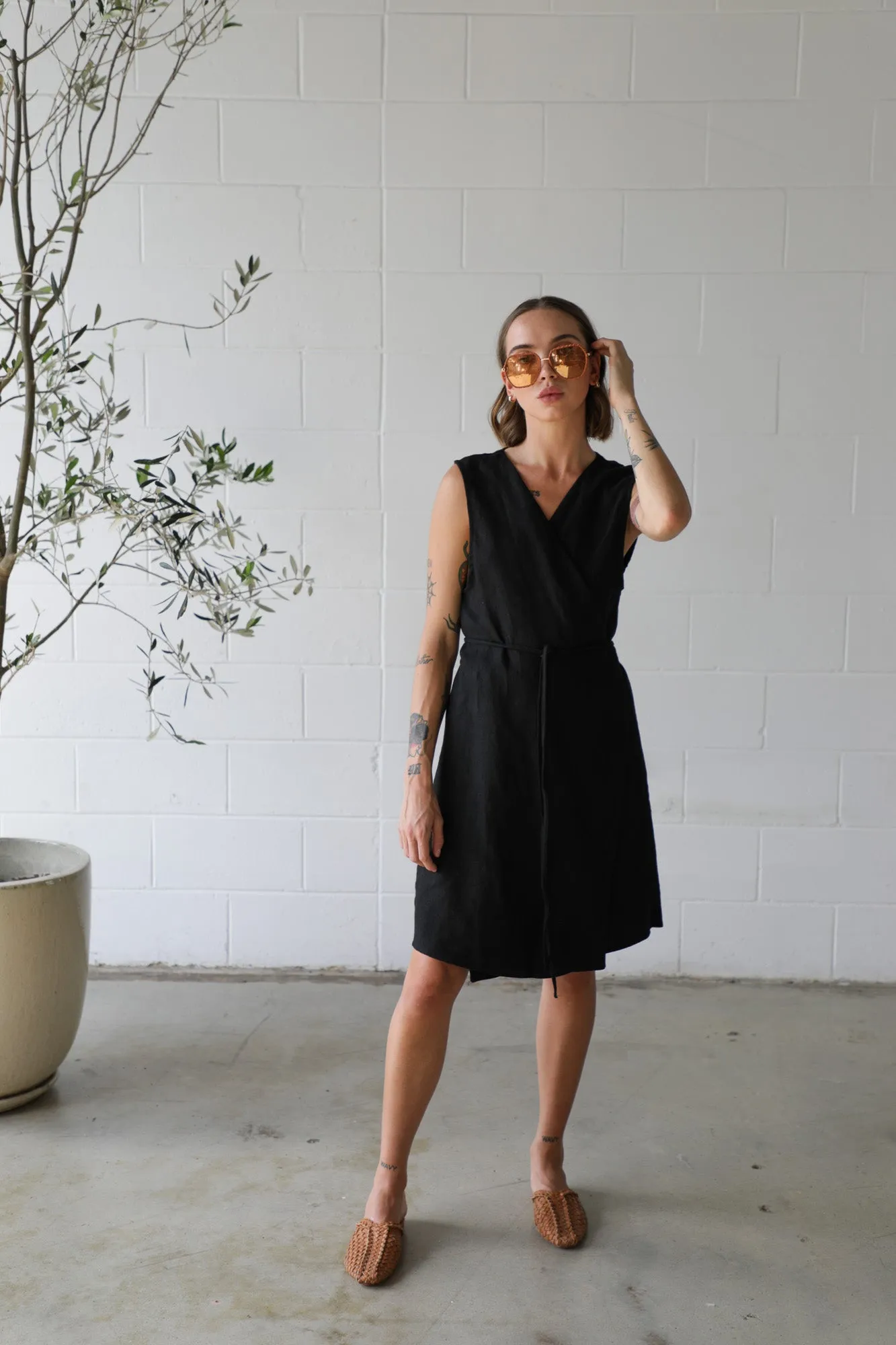 SOUTHSIDE LINEN WRAP DRESS